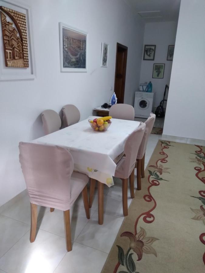 Unejs Apartment Berat Buitenkant foto