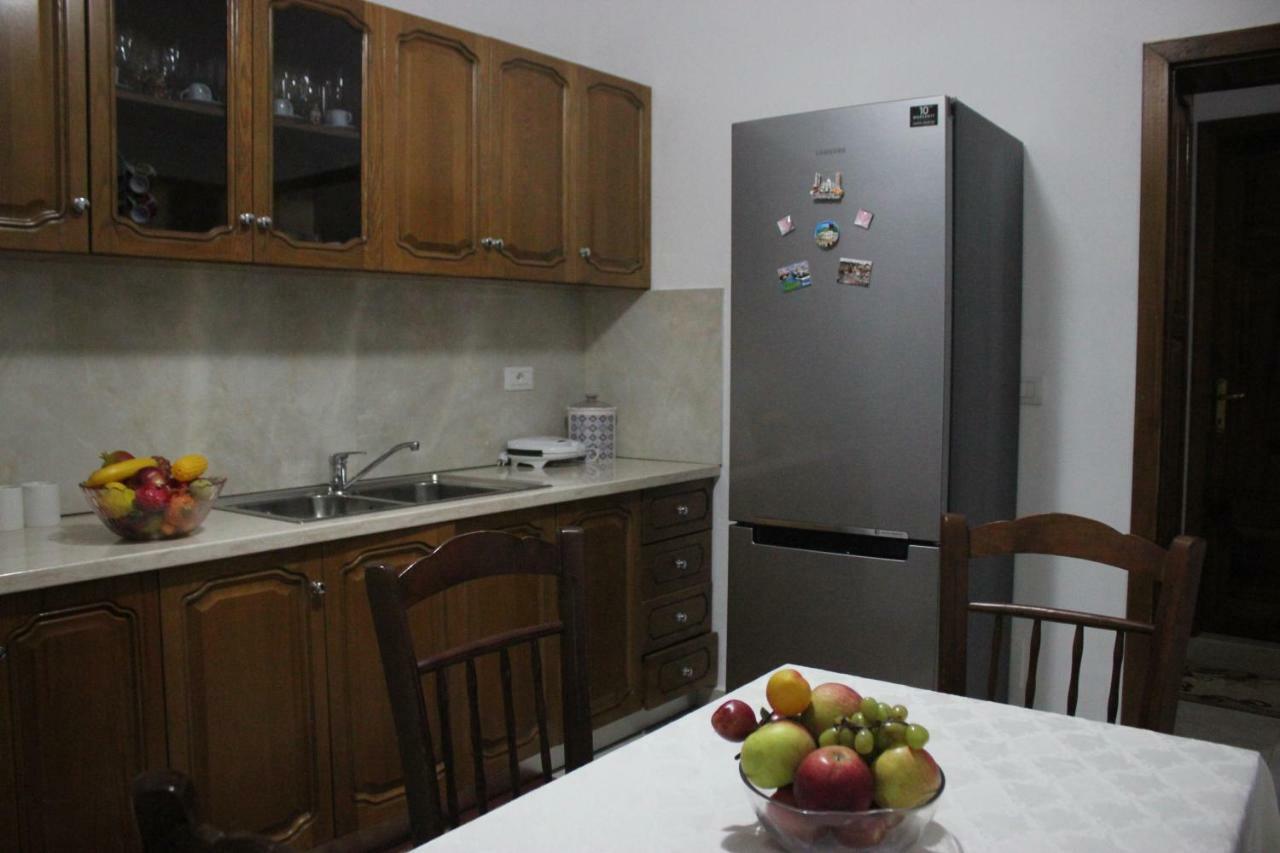 Unejs Apartment Berat Buitenkant foto