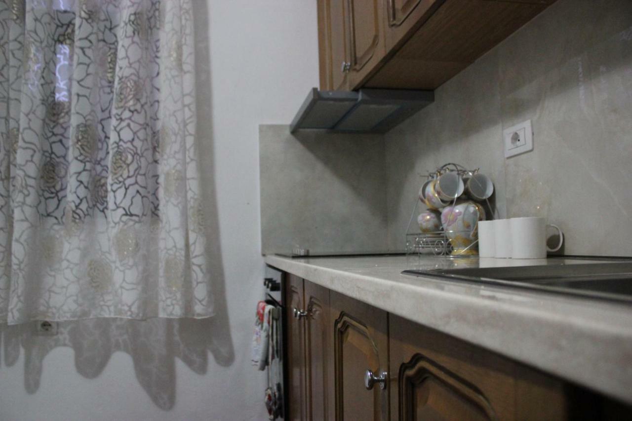 Unejs Apartment Berat Buitenkant foto